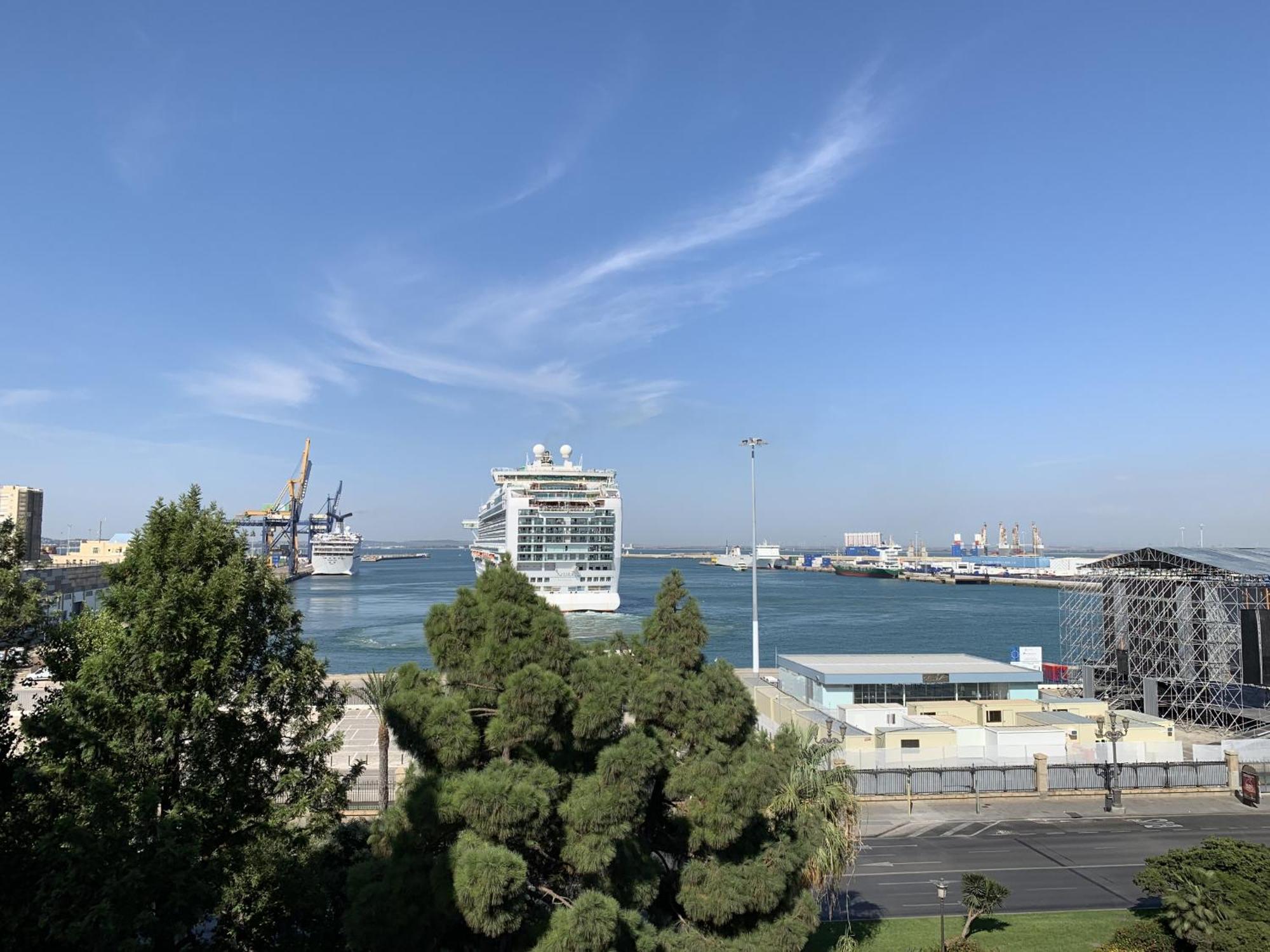 Apartamento Albatro'S Suite 加的斯 外观 照片